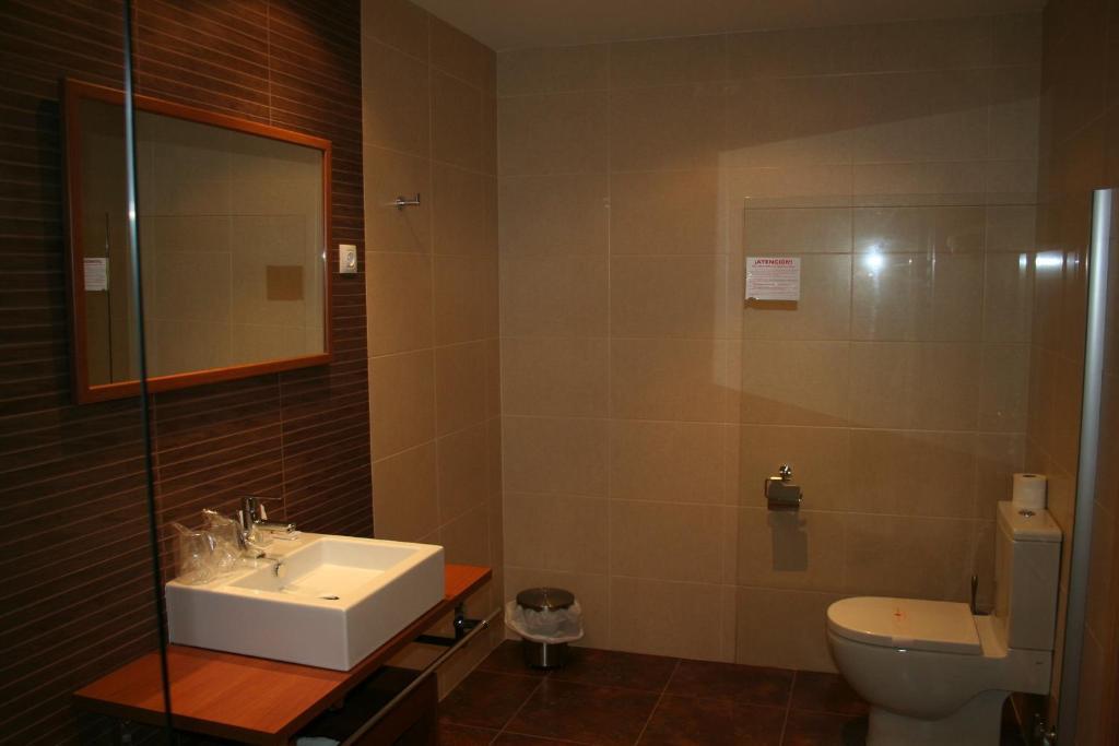 Hotel Casa Custodio La Puebla de Roda Bagian luar foto
